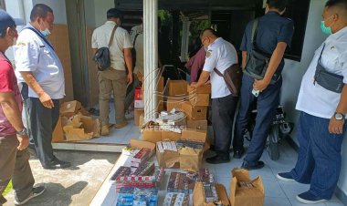 Petugas Gabungan Amankan Ribuan Batang Rokok Tanpa Pita Cukai di Tulungagung