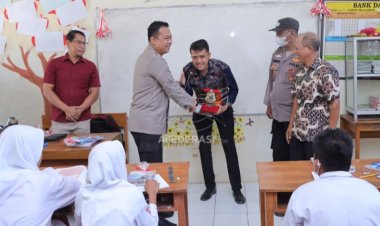 Viral di Instagram, Guru Honorer Dapat Apresiasi dari Kapolres Kediri