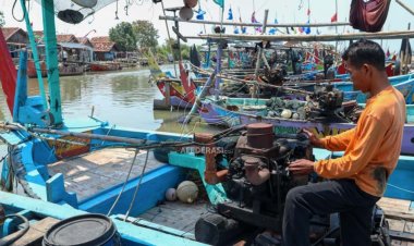 Kenaikan BBM Perparah Kelangkaan Solar Bagi Nelayan