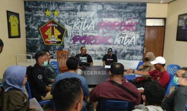 Wartawan Kediri Desak Panpel Persik Usut Tuntas Pemukulan Supporter Arema FC