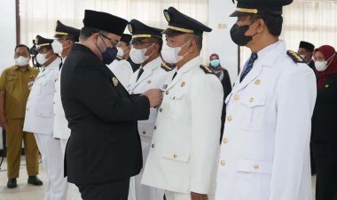 Lantik Puluhan Pejabat Struktural, Mas Dhito Tekankan Kedisiplinan dan Keikhlasan Bekerja