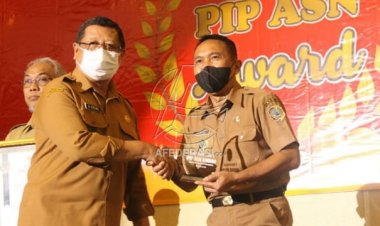 Bupati Tulungagung Lakukan Penganugerahan PIP ASN Award