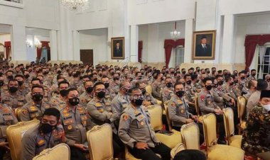 Panggil Jajaran Polri ke Istana, Ini Pesan Jokowi