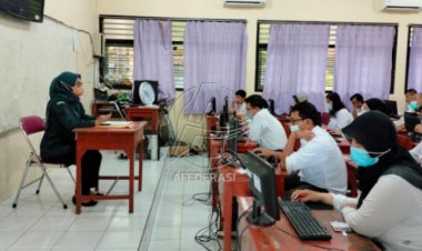 Puluhan Peserta Calon Panwascam Tak Hadir Saat Tes Tulis