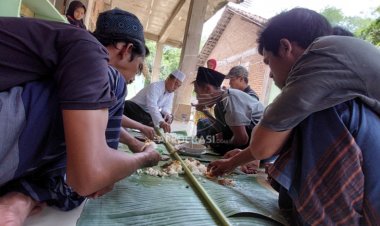Mengenal Tradisi Liwetan Ala Ponpes Roudlotul Ibaad Plemahan Kediri