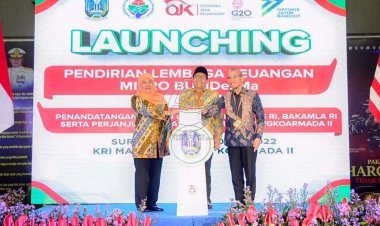 Khofifah Raih  3 Penghargaan  dari Mendes PTT