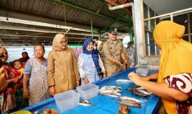 Pemkab Banyuwangi Kerahkan ASN Belanja ke Pasar dan UMKM, Setiap Tanggal Cantik
