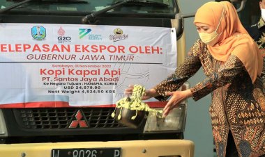 Khofifah Lepas Ekspor Senilai USD 1,46 Juta ke Empat Negara