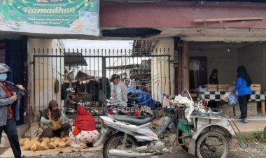 Hampir Dua Tahun Paska Kebakaran, Pasar Campurdarat Urung Direvitalisasi
