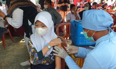 Tren Kasus Covid-19 Naik, Kemenkes Genjot Percepatan Vaksinasi