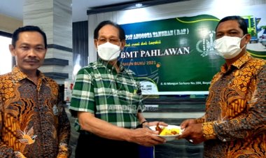 Peringati Milad Ke- 26, BMT Pahlawan Berikan Ratusan Paket Sembako