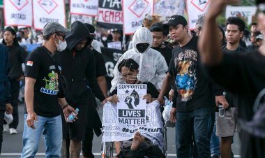 Ribuan Orang Berunjuk Rasa Tuntut Keadilan Tragedi Kanjuruhan