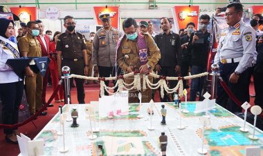 Ikuti Gelar Pelayanan Publik, Dishub Tulungagung Launching Aplikasi 'Bandrol PKB'