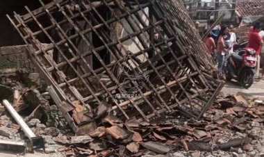 Turunkan Tim Reaksi Cepat, BNPB Salurkan Logistik ke Korban Gempa