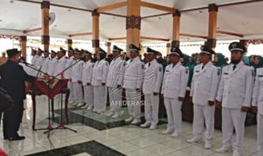 Bupati Situbondo Lantik 17 Kades Terpilih