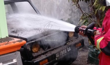 Belum Sempat Jual Pertalie, Mobil Warga Ngunut Lebih Dulu Terbakar
