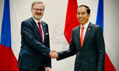 Bertemu PM Ceko,  Jokowi Dorong Kerja Sama Ekonomi, Pertahanan, dan Indo-Pasifik