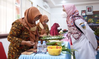Lomba Hingga Pameran Pakaian Khas, Meriahkan Peringatan Hari Ibu di Kediri