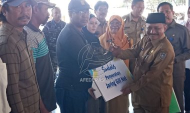 Bupati Karna : Bantuan Sarpras Perikanan Tangkap, Bisa Meningkatkan Kesejahteraan Nelayan