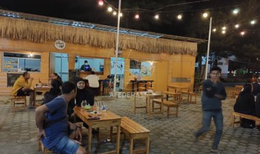 Selain Promosi, Garasi UMKM Pare Kini Jadi Lokasi Nongkrong Kaum Muda