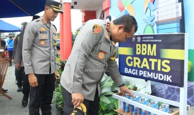Libur Nataru Kapolda Jatim Tinjau Pos Pelayanan Ops Lilin Semeru 2022