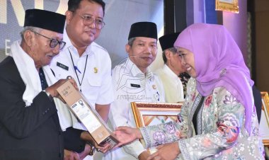 Khofifah Apresiasi Langkah Akreditasi MUI Jatim