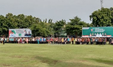 Upacara Hari Amal Bakti Kemenag di Situbondo Kenakan Baju Adat