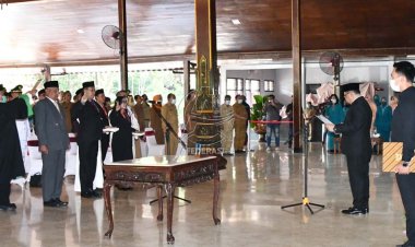 Awal 2023, Bupati Maryoto Lantik 82 Pejabat di Lingkup Pemkab Tulungagung