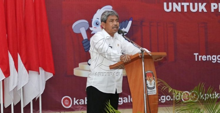 KPU Trenggalek Lantik 70 Anggota Panitia Pemilihan Kecamatan