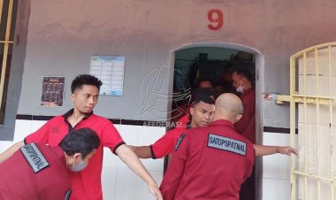 Satpos Patnal Kanwil Geledah Hunian Rutan Situbondo