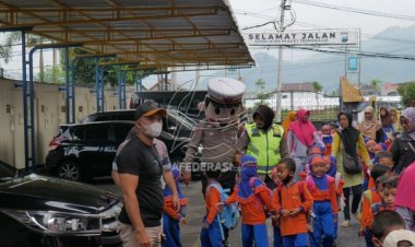 Polsanak Polres Trenggalek Hadirkan Si Bolis