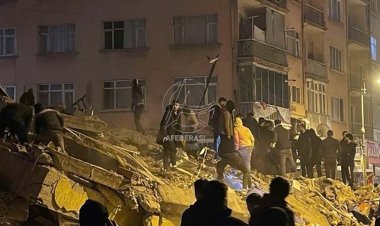 Gempa  7,8 SR Guncang Turki Selatan