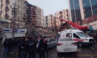 Pemerintah Indonesia Kirimkan Bantuan Kemanusiaan untuk Turki dan Suriah