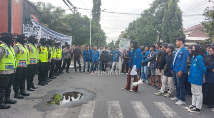 PMII Kediri Demo Tolak Perpanjangan Masa Jabatan Kades