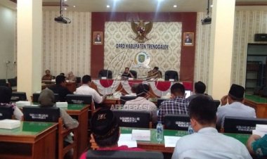 Uji Publik Ranperda, Sekretariat DPRD Trenggalek Berikan Pembekalan Kepada Perwakilan Anggota