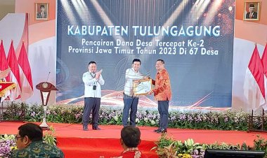 Pemkab Tulungagung Raih Penghargaan Penyalur DD Tercepat ke 2 se-Jatim