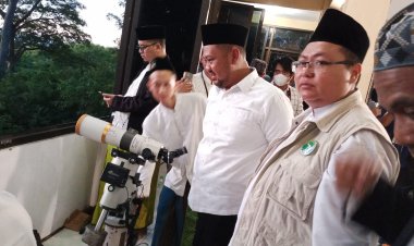 Rukyat Awal Ramadan 2023 Hilal Terlihat di Bukit Condrodipo Gresik