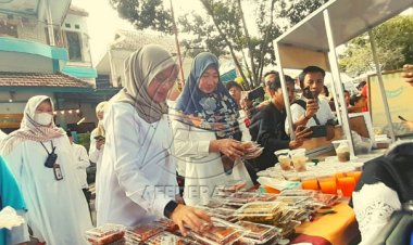 Berkah Ramadan Street Food Banyuwangi, Pedagang Takjil Laris Manis