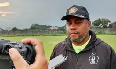 Pelatih Divaldo Alves Resmi Putus Kontra dengan Persik Kediri