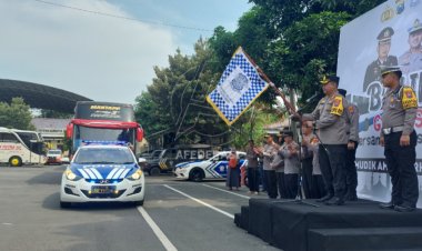 Polres Kediri Lepas Empat Bus Untuk Balik Mudik ke Jakarta