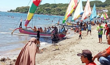 Wisata Pasir Putih Situbondo, Dipadati Pengunjung Akhir Libur Lebaran