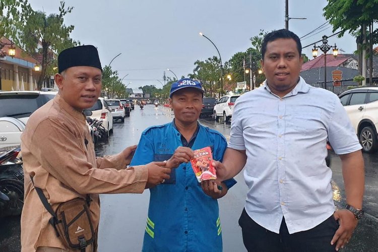 Banjir Order, Pengusaha Muda Gresik Bagi-bagi Ratusan Baby Crab
