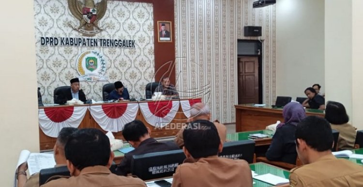 Komisi III DPRD Trenggalek Evaluasi Pelaksanaan APBD TA 2022 dan Monev Pelaksanaan APBD TA 2023