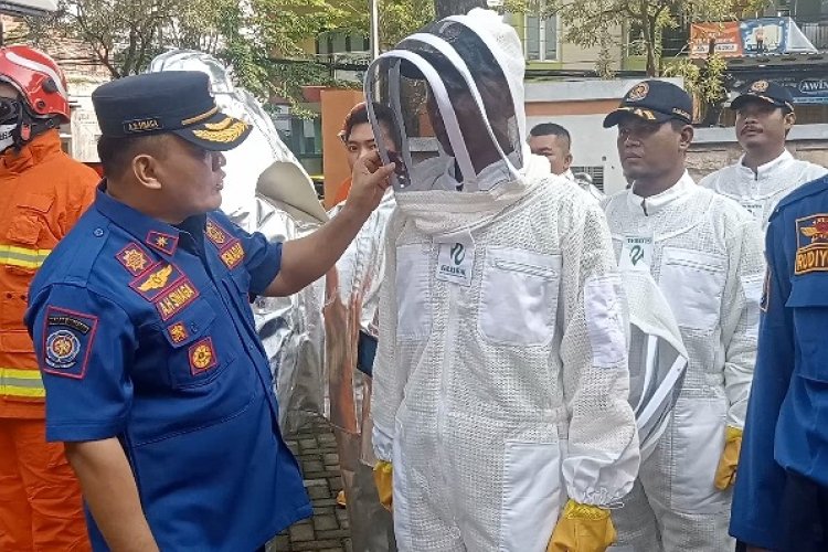 Dinas Damkar Gresik Gelar Apel Siaga Jaga Keamanan Mudik dan Libur Lebaran