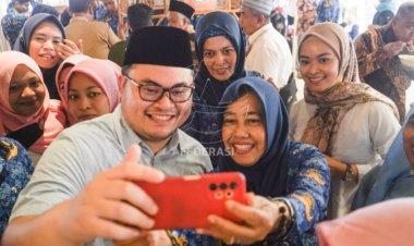 Ribuan Warga Kediri Padati Acara Nglencer Ning Pendopo Bersama Bupati Mas Dhito