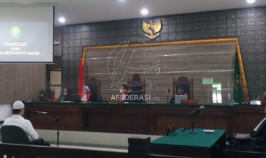 Ferry Irawan Dituntut 1,5 Tahun Penjara dalam Kasus KDRT Artis Venna Melinda