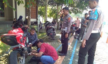 Terjaring Operasi, Puluhan Pelanggar di Trenggalek Wajib Mengganti Sesuai Spektek Kendaraan