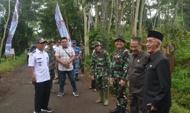 Hadiri TMMD ke-116, Bupati Bondowoso KH Salwa Arifin: Program Terpadu Pemerintah dan TNI