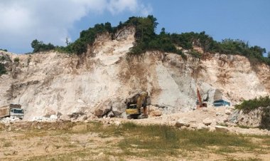 Viral Longsor Gunung Kapur Gresik Berulangkali
