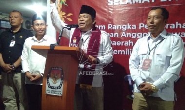 Pemilu 2024, DPC Partai Gerindra Trenggalek Daftarkan Bacaleg di KPU